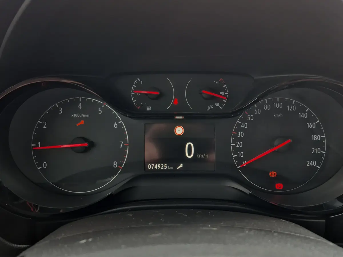 1.2 Edition 100pk | Airco | Cruise control | Bluetooth |