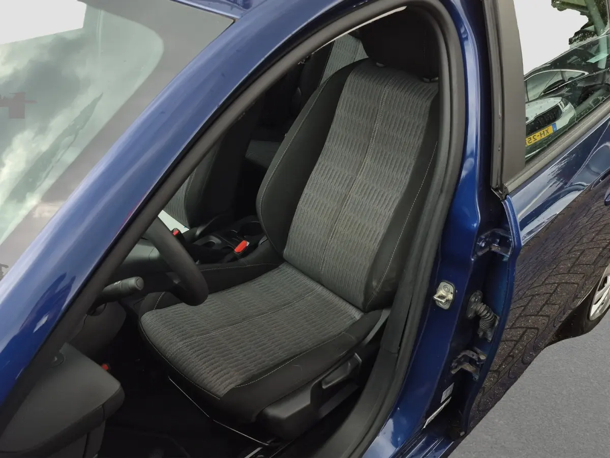 1.2 Edition 100pk | Airco | Cruise control | Bluetooth |