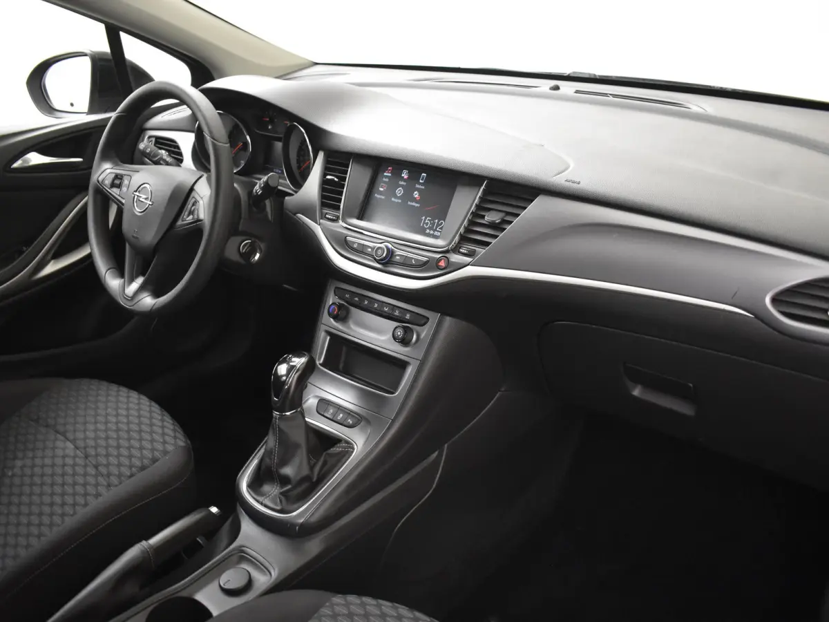 1.2 Business Edition 110PK | Cruise control | Apple carplay Android AUto | Parkeersensor achter | Navigatie | DAB  16"LMV