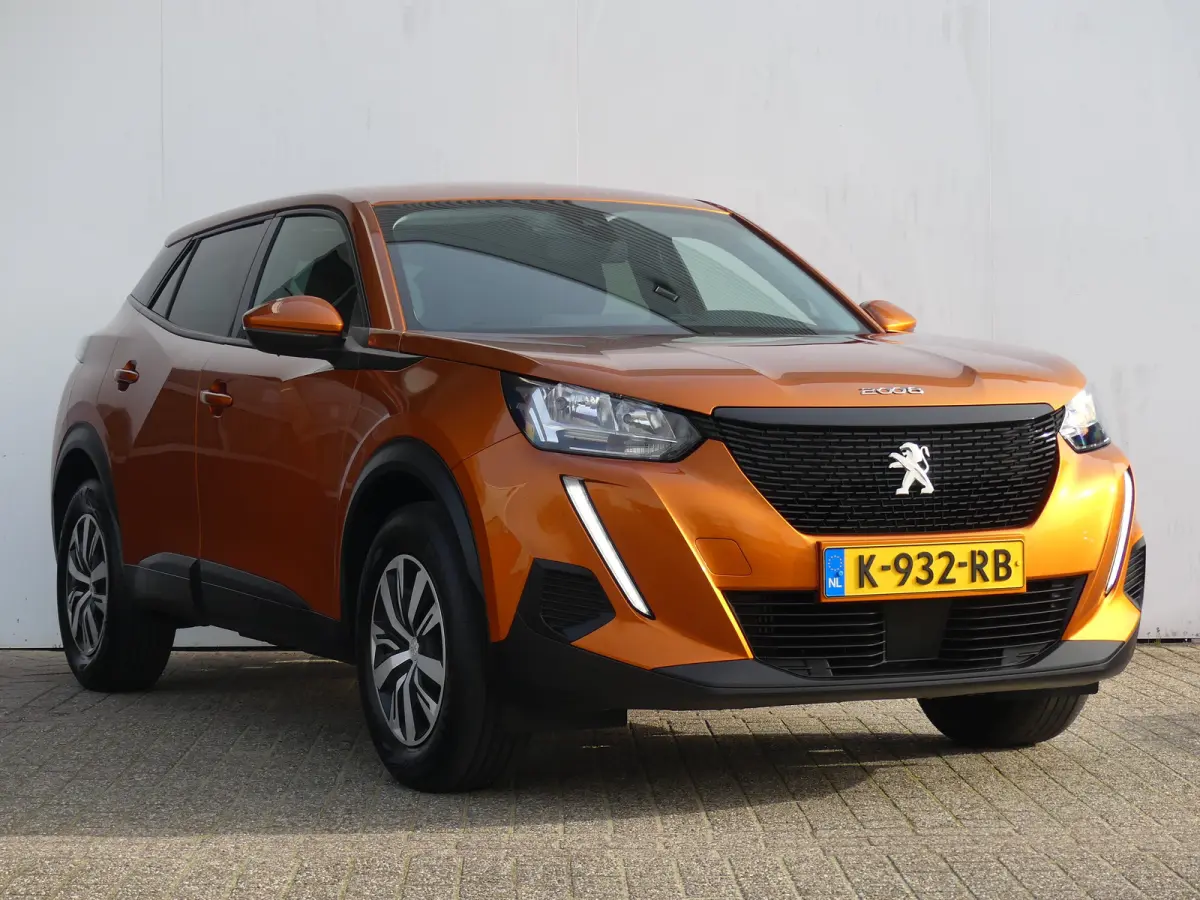 1.2 PureTech Active | APPLE CARPLAY / ANDROID AUTO | PARKEERSENSOREN |