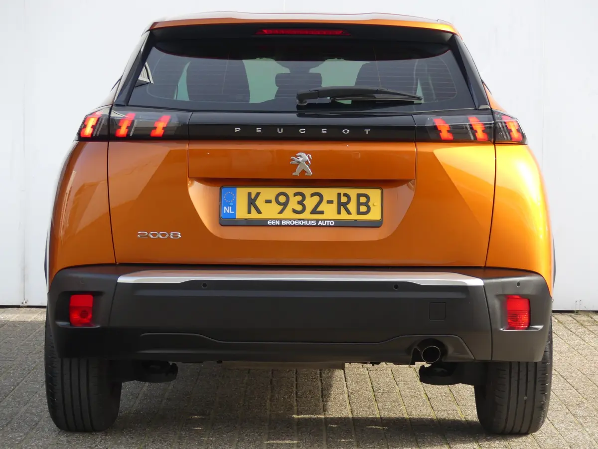 1.2 PureTech Active | APPLE CARPLAY / ANDROID AUTO | PARKEERSENSOREN |