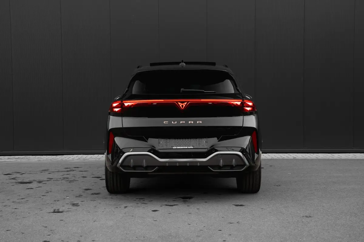 1.5 TSI e-Hybrid 272 PK VZ Performance | Panoramadak | Trekhaak | 360 Camera | Sennheiser | Alcantara