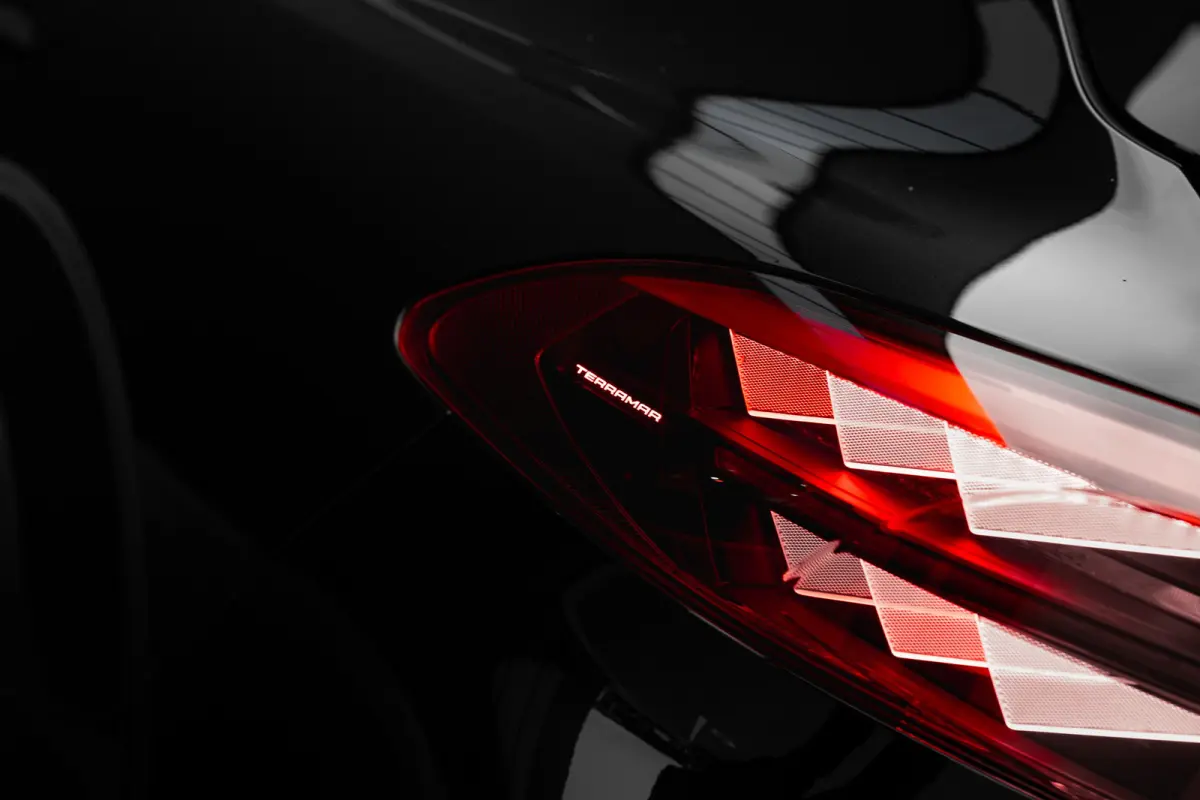 1.5 TSI e-Hybrid 272 PK VZ Performance | Panoramadak | Trekhaak | 360 Camera | Sennheiser | Alcantara