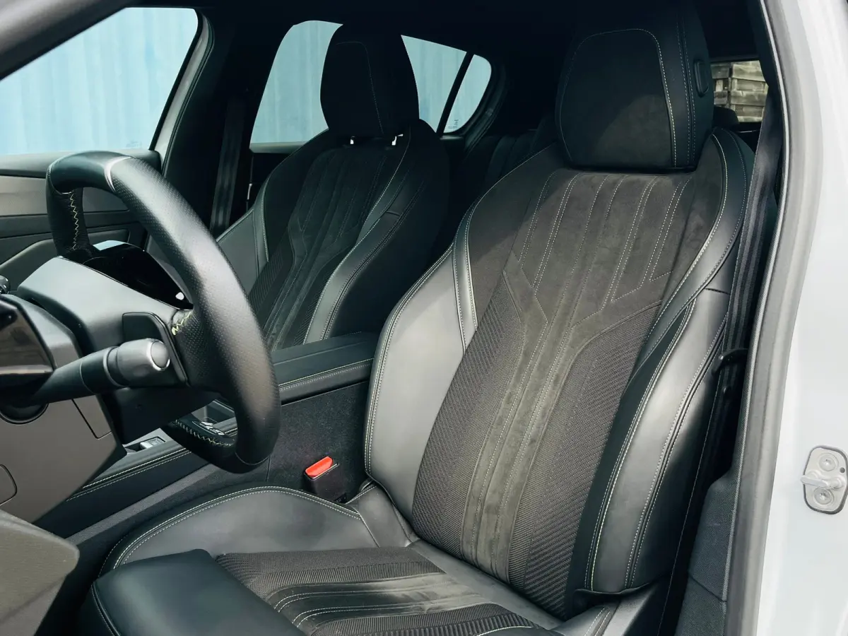 1.2 PURETECH 130PK 5-DRS GT AUTOMAAT | Achteruitrijcamera | Apple Carplay/Android Auto|telefoonintegratie premium | Bluetooth telefoonvoorbereiding