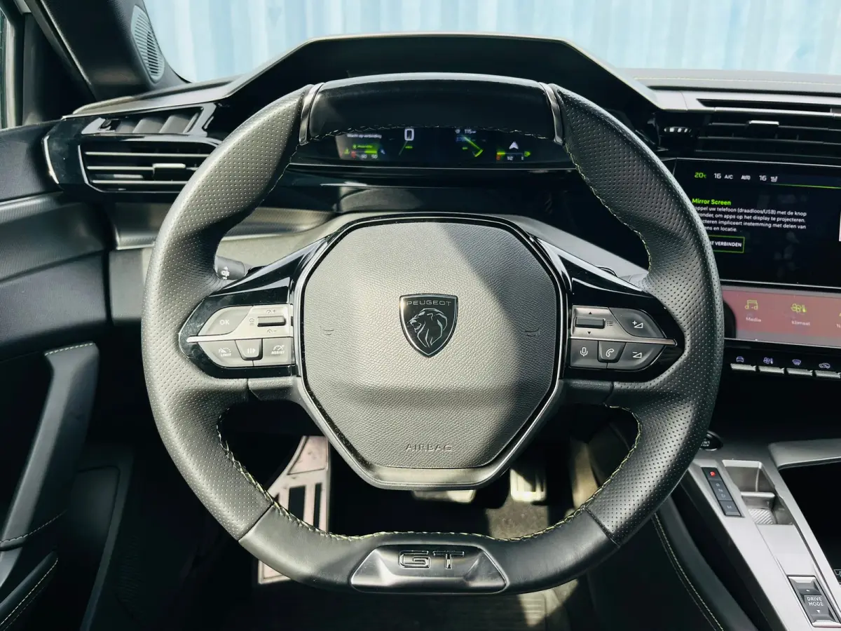 1.2 PURETECH 130PK 5-DRS GT AUTOMAAT | Achteruitrijcamera | Apple Carplay/Android Auto|telefoonintegratie premium | Bluetooth telefoonvoorbereiding