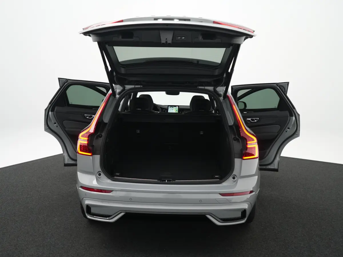 T6 AWD Plus Black Edition | Facelift | Head-Up | Harman/Kardon | Panoramadak | Adaptive Cruise Control | Nappa Sportstoelen | BLIS