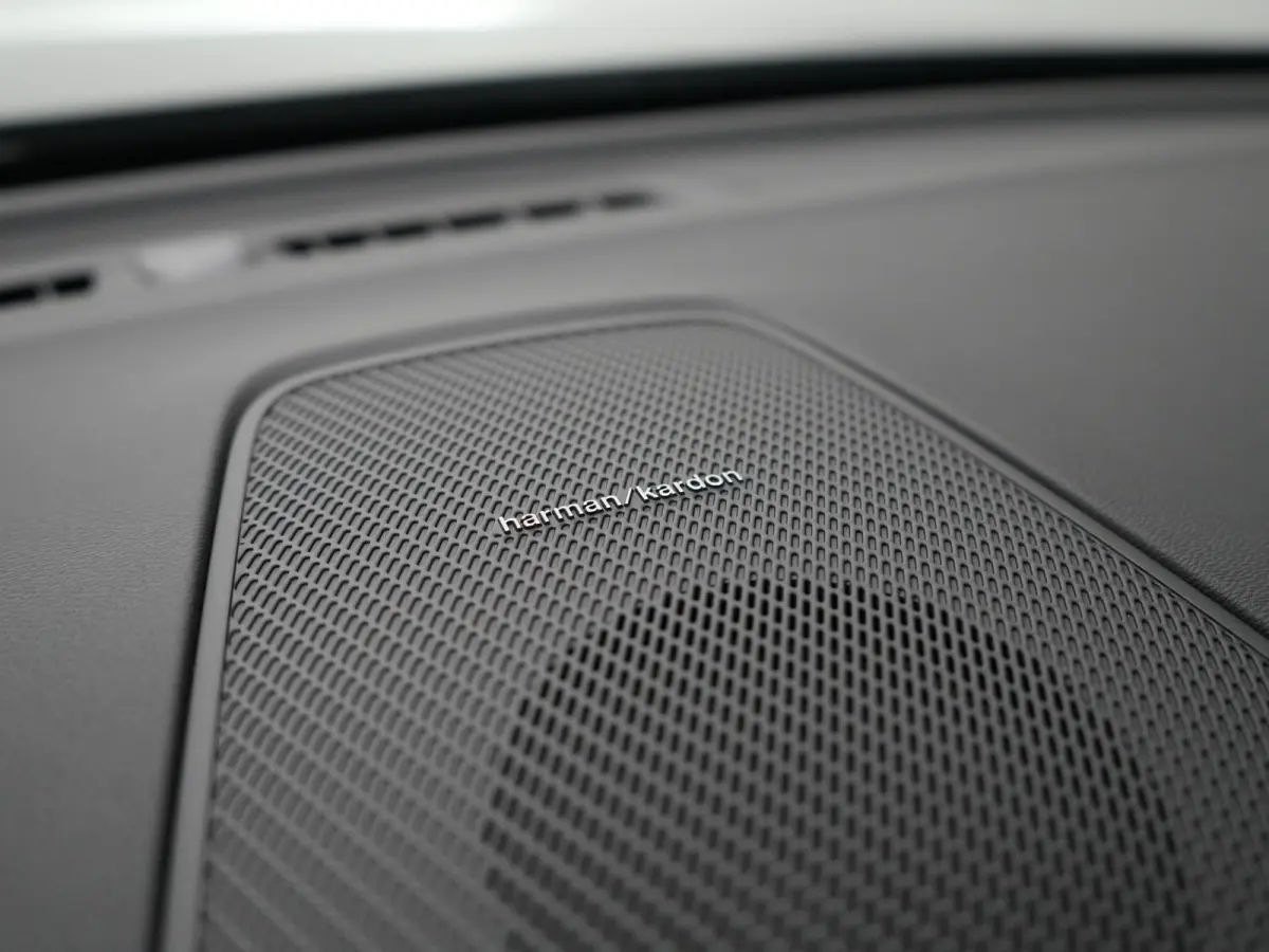 T6 AWD Plus Black Edition | Facelift | Head-Up | Harman/Kardon | Panoramadak | Adaptive Cruise Control | Nappa Sportstoelen | BLIS