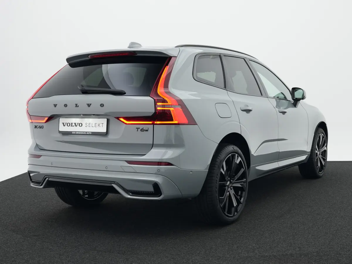 T6 AWD Plus Black Edition | Facelift | Head-Up | Harman/Kardon | Panoramadak | Adaptive Cruise Control | Nappa Sportstoelen | BLIS