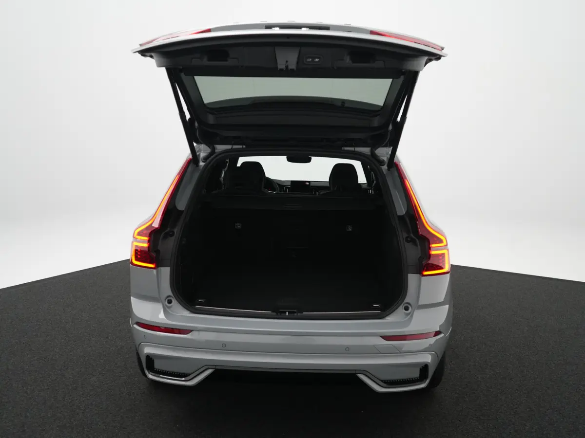T6 AWD Plus Black Edition | Facelift | Head-Up | Harman/Kardon | Panoramadak | Adaptive Cruise Control | Nappa Sportstoelen | BLIS