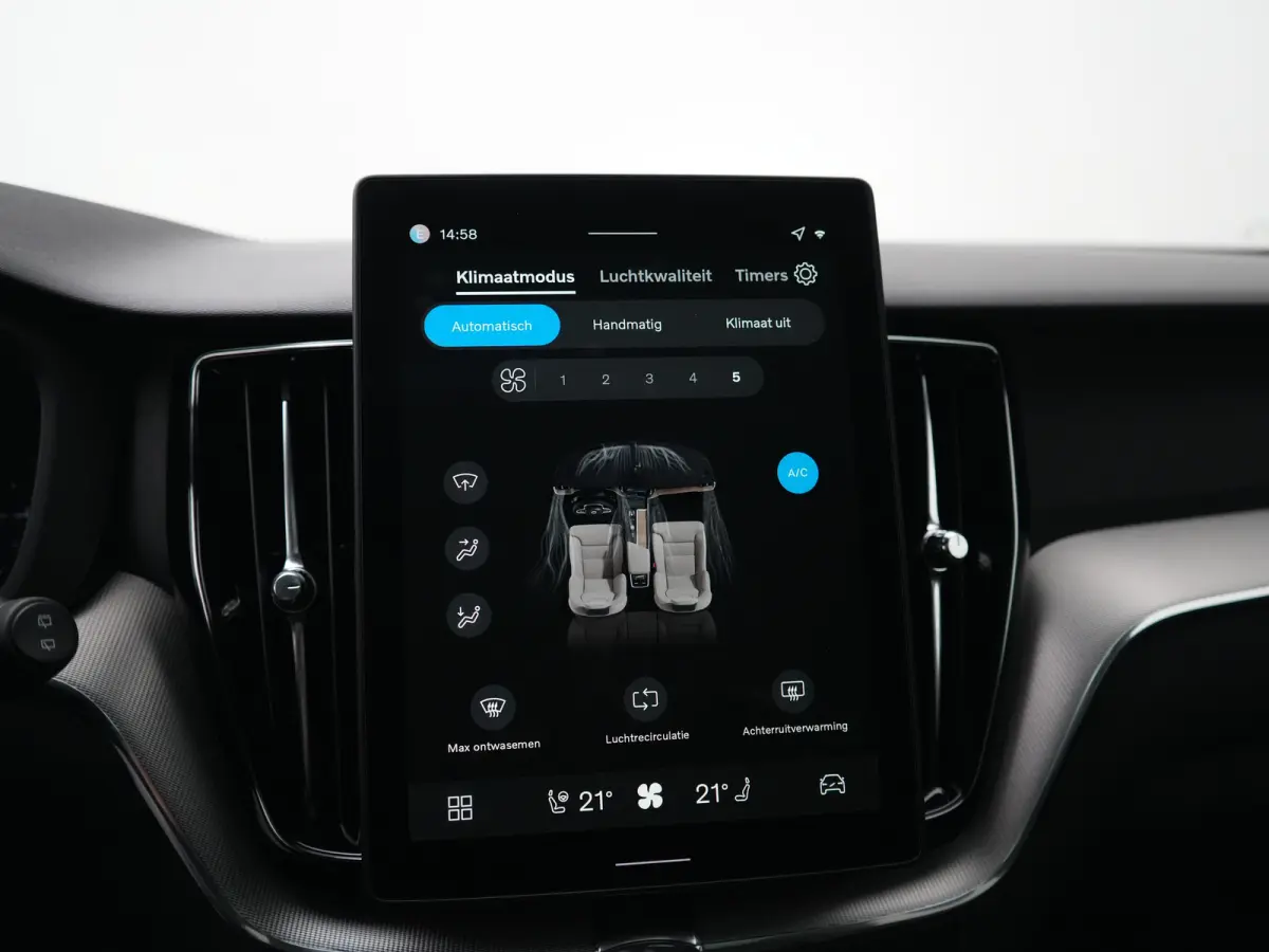 T6 AWD Plus Black Edition | Facelift | Head-Up | Harman/Kardon | Panoramadak | Adaptive Cruise Control | Nappa Sportstoelen | BLIS
