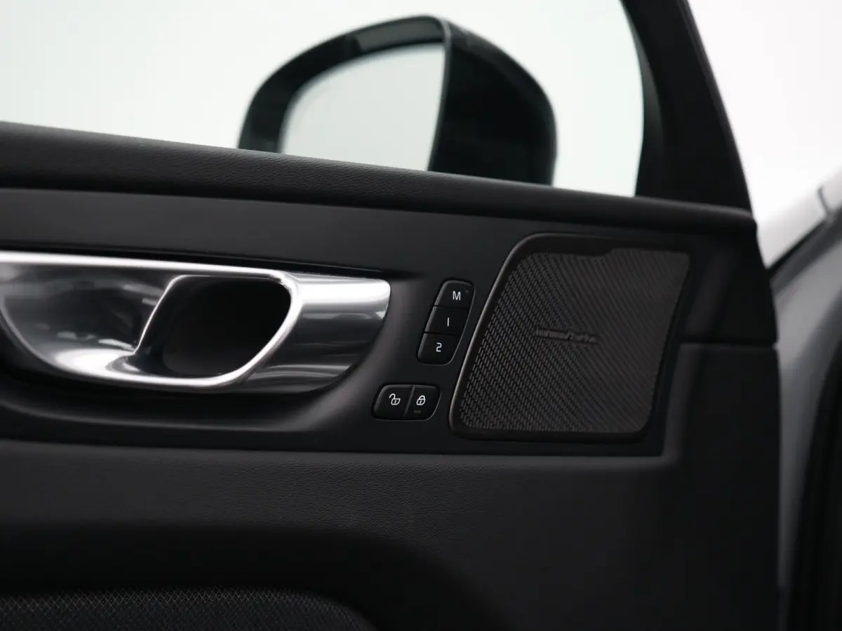 T6 AWD Plus Black Edition | Facelift | Head-Up | Harman/Kardon | Panoramadak | Adaptive Cruise Control | Nappa Sportstoelen | BLIS