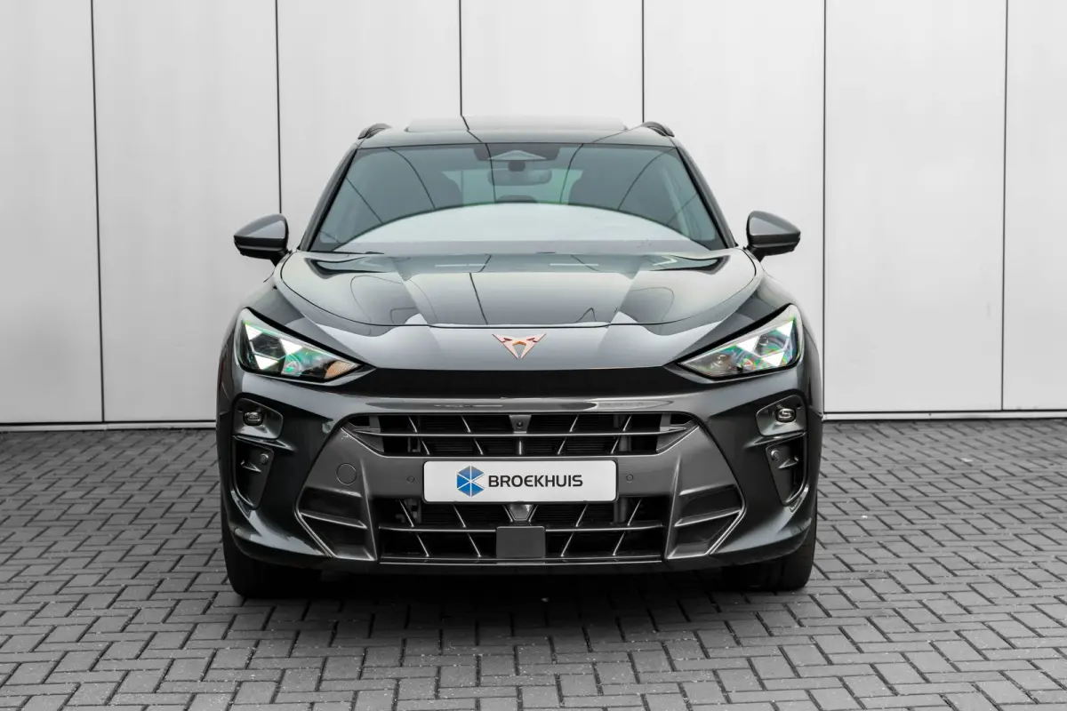 1.5 TSI e-Hybrid 272pk VZ Performance | Sennheiser sound sytem | Alcantara bekleding | Head-up display | Panoramadak | Elektrisch verstelb. voorstoelen | Navigatie | 20" LMV