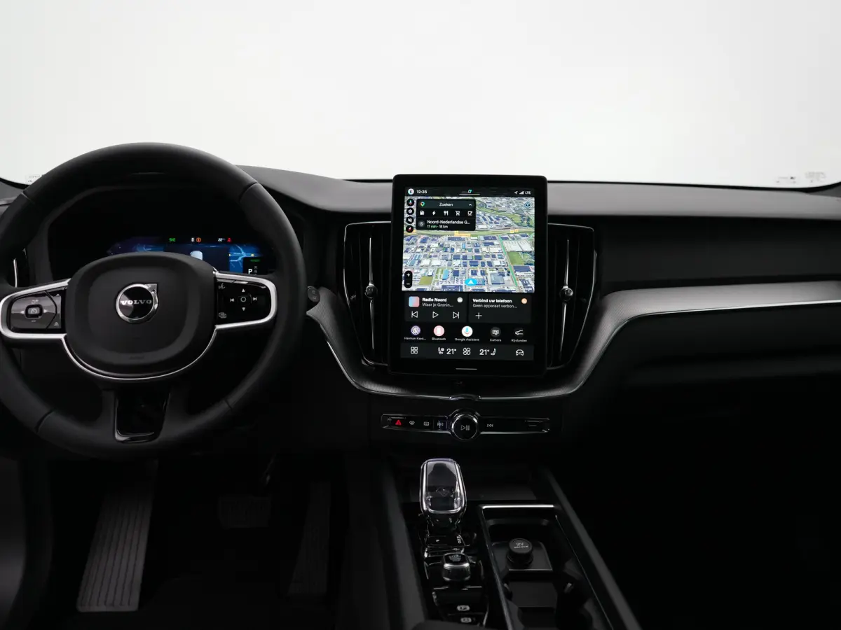 T6 AWD Plus Black Edition | Head-Up | 360° | Harman/Kardon | Sportstoelen | Panoramadak | 21" | BLIS | Adaptive Cruise