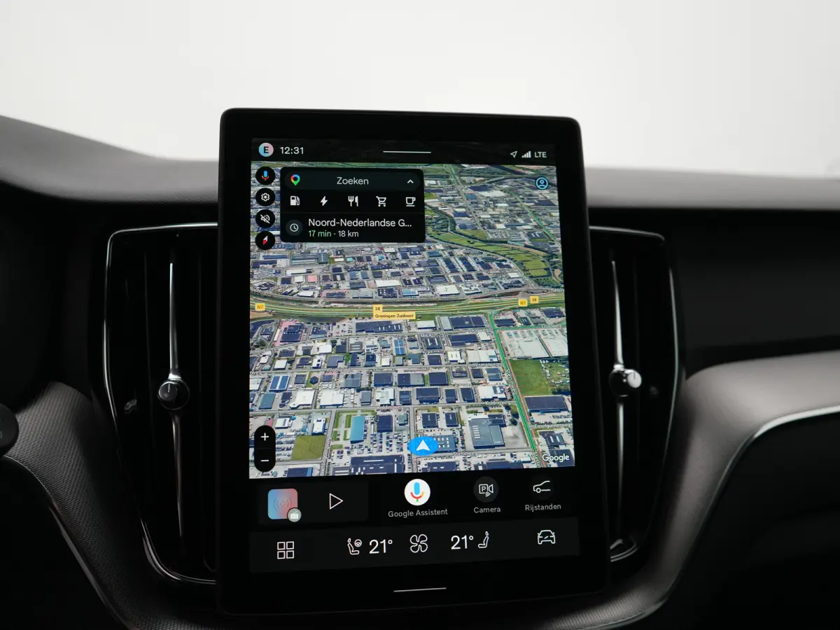 T6 AWD Plus Black Edition | Head-Up | 360° | Harman/Kardon | Sportstoelen | Panoramadak | 21" | BLIS | Adaptive Cruise