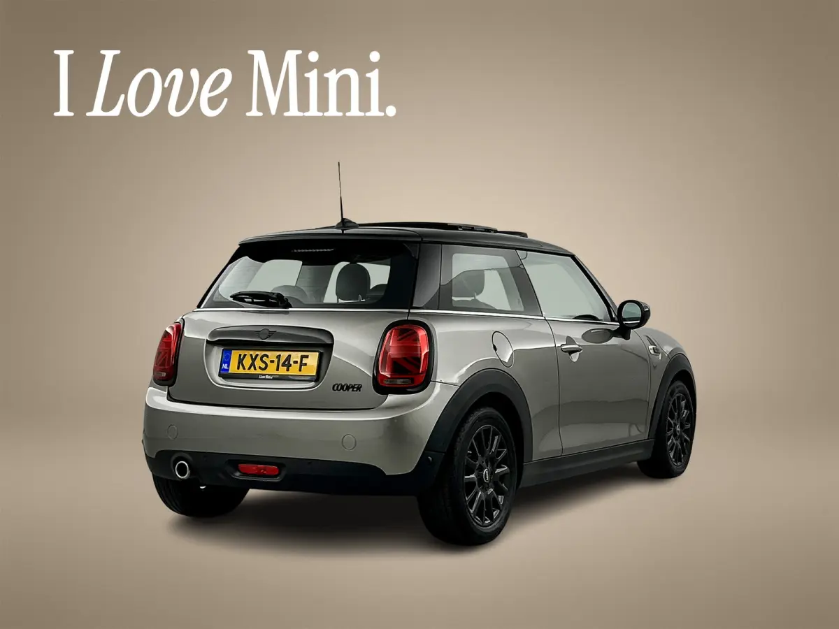 1.5 136 PK Aut. Cooper Greenwich Ed. Pano-dak/Yours-Leer/Carplay/Climate