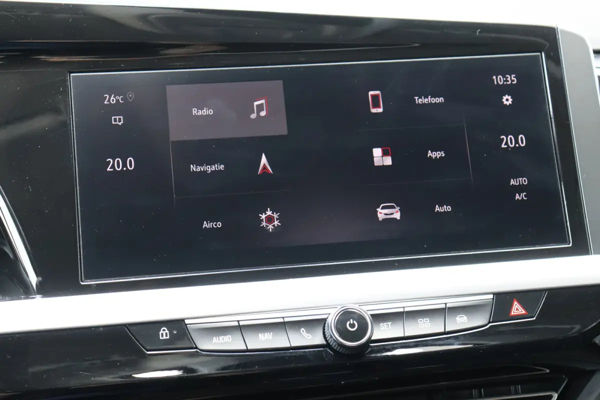 1.2 TURBO 130PK LEVEL 4 GS AUTOMAAT / NAVI / LEDER / CLIMA / LED / PDC / AGR / 18" LMV / CAMERA / WINTERPAKKET / BLUETOOTH / CRUISECONTROL / 1E EIGENAAR / NIEUWSTAAT !!
