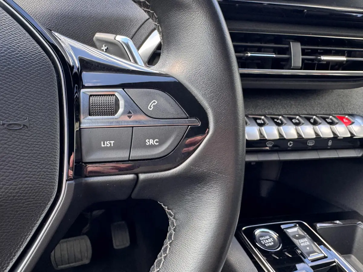 1.6 HYbrid 225PK Allure Pack Business | Camera | Navigatie | Apple Carplay / Android Auto | Cruise Control |