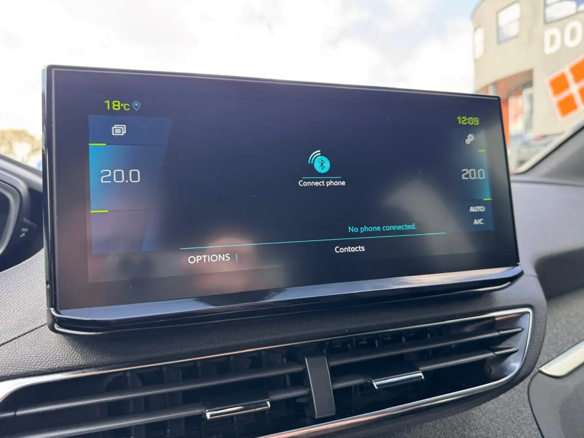 1.6 HYbrid 225PK Allure Pack Business | Camera | Navigatie | Apple Carplay / Android Auto | Cruise Control |