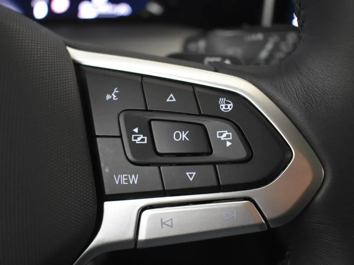 1.5 eHybrid Style Edition 204PK DSG/AUTO | Verlichte Gril l Elektr. Stoelen met geheugen l Camera | Apple carplay Android auto | Cruise control adaptief | Navigatie | Parkeersensoren voor/ac