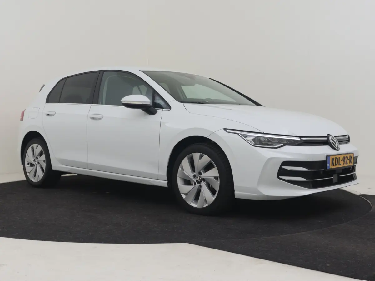 1.5 eHybrid Style Edition 204PK DSG/AUTO | Verlichte Gril l Elektr. Stoelen met geheugen l Camera | Apple carplay Android auto | Cruise control adaptief | Navigatie | Parkeersensoren voor/ac