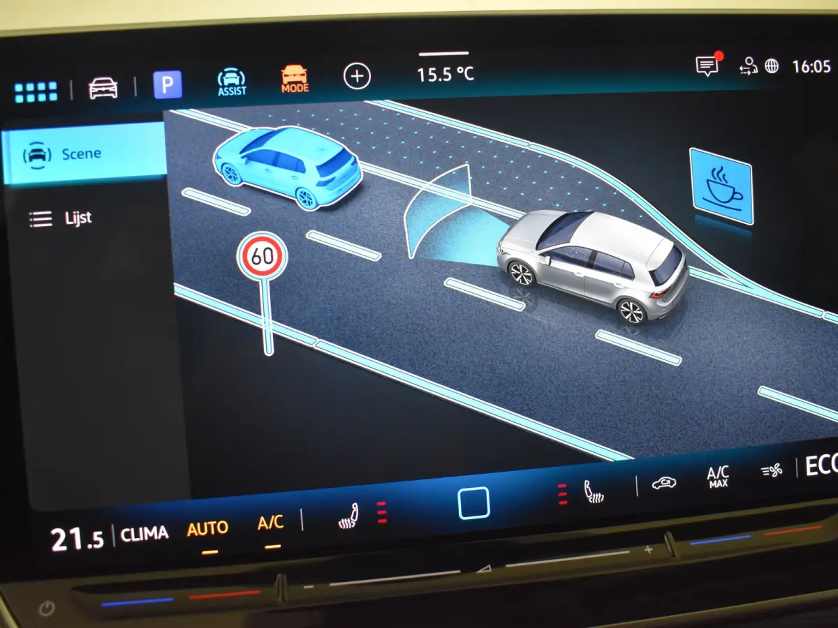 1.5 eHybrid Style Edition 204PK DSG/AUTO | Verlichte Gril l Elektr. Stoelen met geheugen l Camera | Apple carplay Android auto | Cruise control adaptief | Navigatie | Parkeersensoren voor/ac