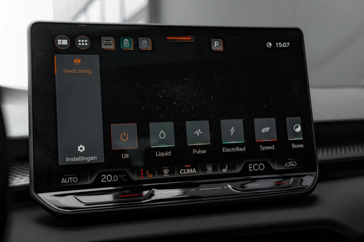 1.5 TSI e-Hybrid 272pk VZ Performance | Trekhaak | Sennheiser | Panoramadak | 360 Camera