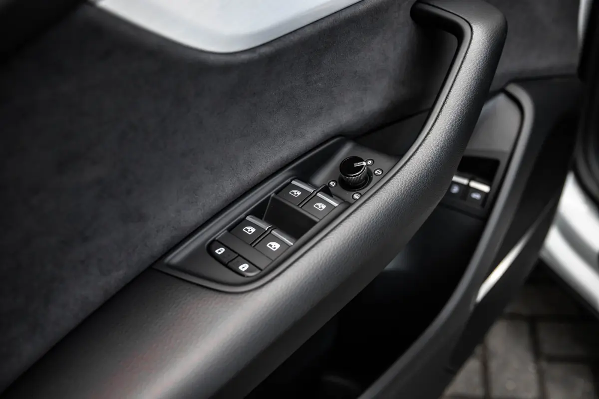 55 TFSI e quattro Pro Line Advanced| Panoramadak | Nachtzichtassistent | B&O | Vierwielbesturing | HUD | | Panoramadak | Nachtzichtassistent | B&O | Vierwielbesturing | HUD |