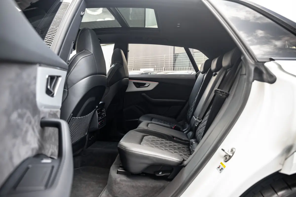 55 TFSI e quattro Pro Line Advanced| Panoramadak | Nachtzichtassistent | B&O | Vierwielbesturing | HUD | | Panoramadak | Nachtzichtassistent | B&O | Vierwielbesturing | HUD |