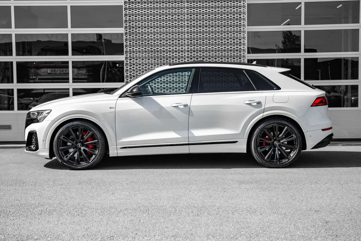 55 TFSI e quattro Pro Line Advanced| Panoramadak | Nachtzichtassistent | B&O | Vierwielbesturing | HUD | | Panoramadak | Nachtzichtassistent | B&O | Vierwielbesturing | HUD |