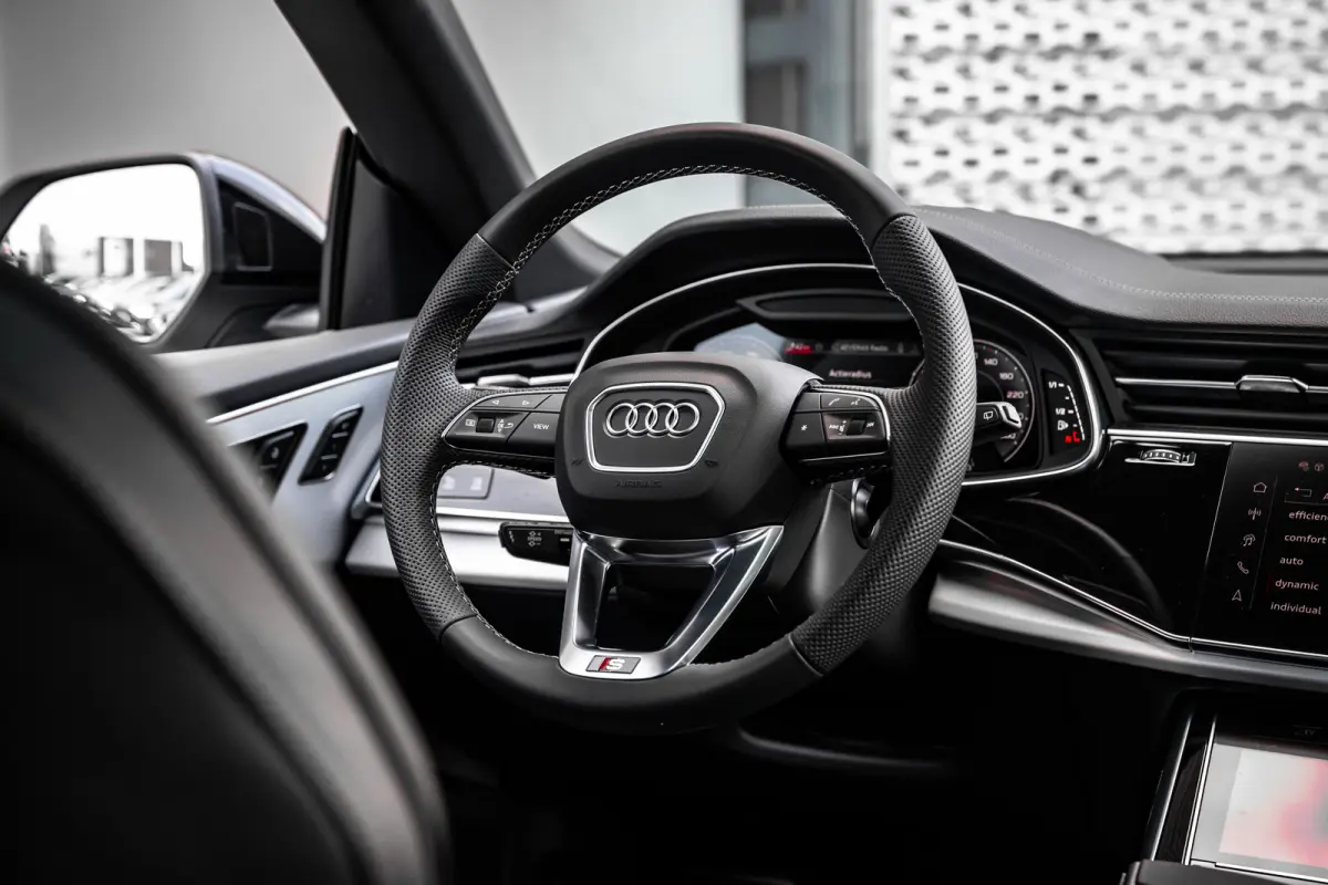 55 TFSI e quattro Pro Line Advanced| Panoramadak | Nachtzichtassistent | B&O | Vierwielbesturing | HUD | | Panoramadak | Nachtzichtassistent | B&O | Vierwielbesturing | HUD |
