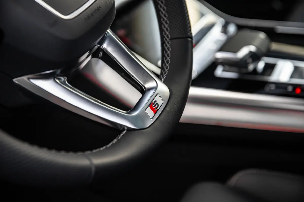 55 TFSI e quattro Pro Line Advanced| Panoramadak | Nachtzichtassistent | B&O | Vierwielbesturing | HUD | | Panoramadak | Nachtzichtassistent | B&O | Vierwielbesturing | HUD |