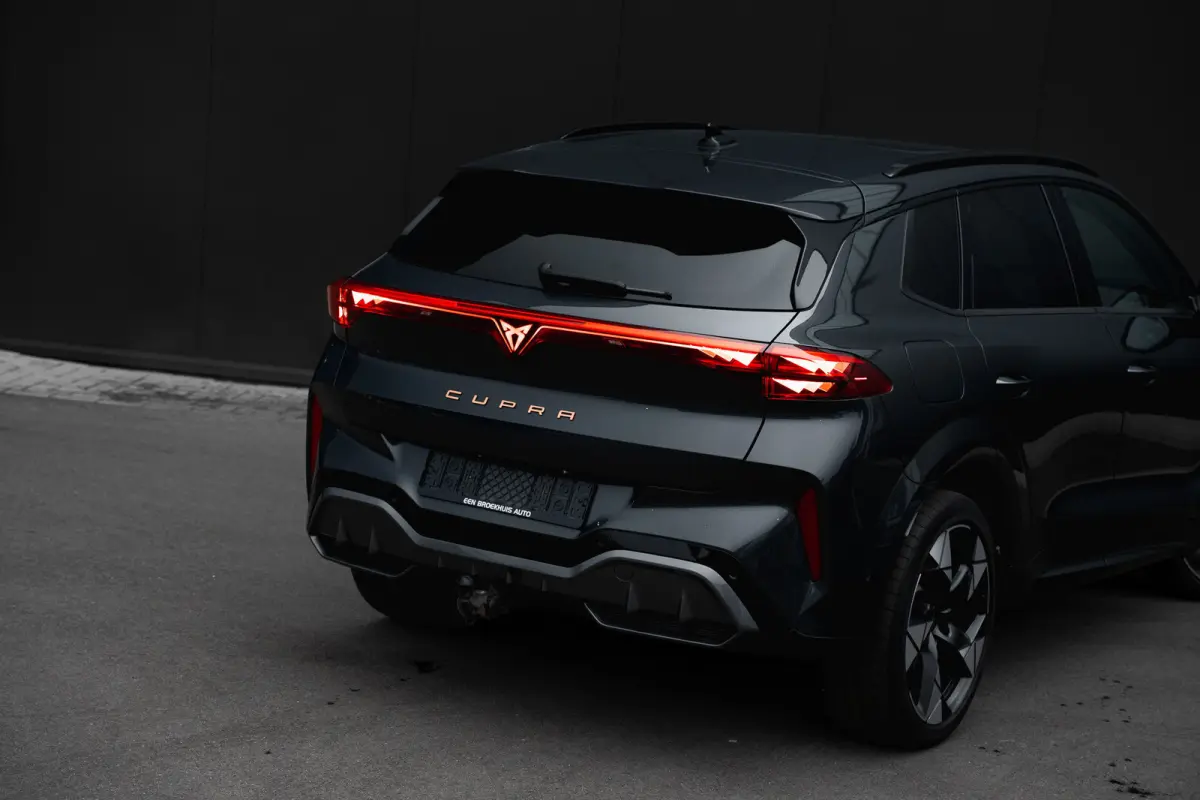 1.5 TSI e-Hybrid 272pk VZ Performance | Garantie t/m 2030 | Panoramadak | Stoelen Elektrisch | 360 Camera | Trekhaak