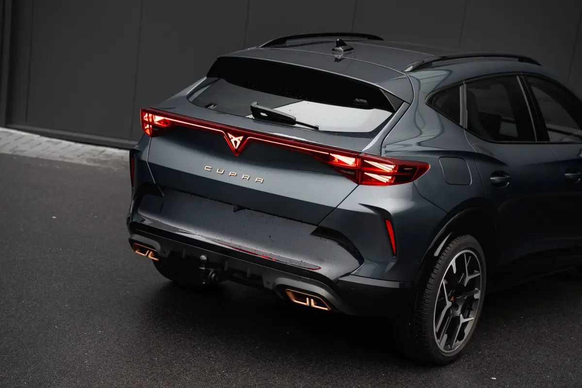 1.5 TSI e-Hybrid 272pk VZ Performance | Garantie t/m 2030 | Panoramadak | Trekhaak | 360 Camera | Leder