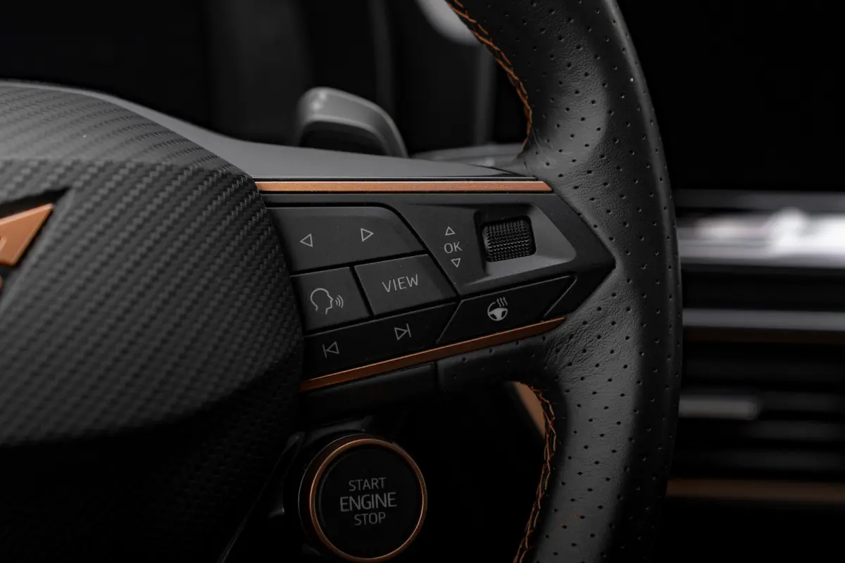 1.5 TSI e-Hybrid 272pk VZ Performance | Garantie t/m 2030 | Panoramadak | Trekhaak | 360 Camera | Leder