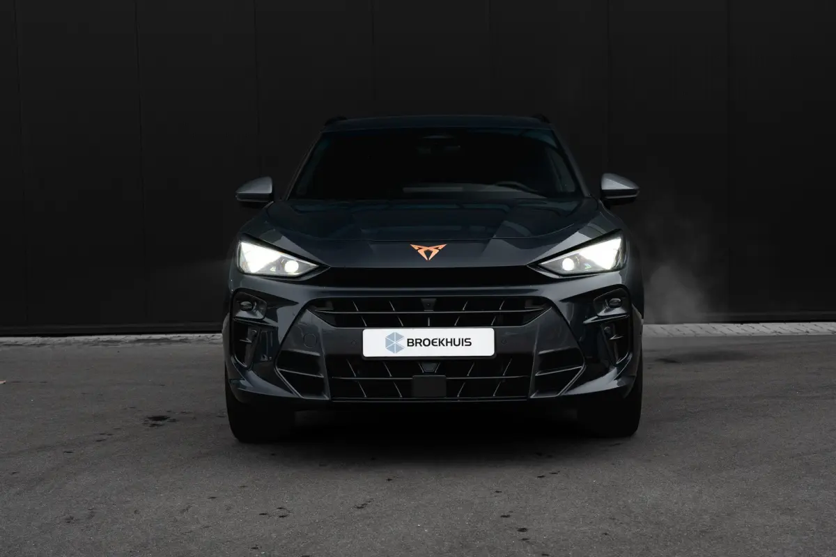 1.5 TSI e-Hybrid 272pk VZ Performance | Garantie t/m 2030 | Panoramadak | Trekhaak | 360 Camera | Sennheiser | 20"