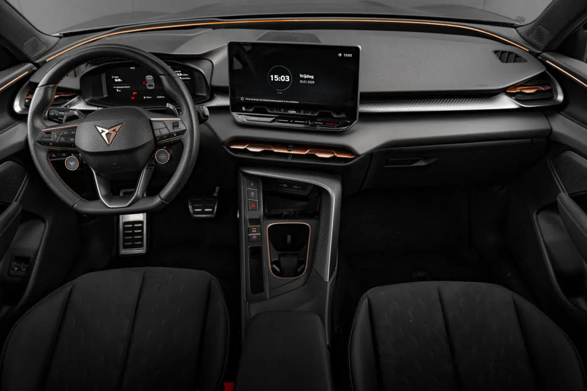 1.5 TSI e-Hybrid 272pk VZ Performance | Panoramadak | Trekhaak | 360 Camera | Sennheiser | 20"