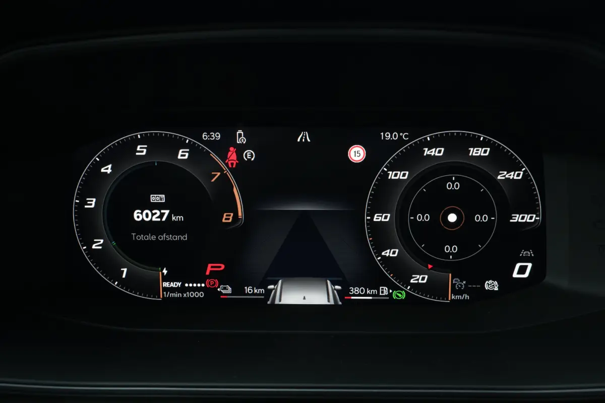1.5 TSI e-Hybrid 204pk Business | Panoramadak | Sennheiser | Camera | Stuur & Stoelverwarming