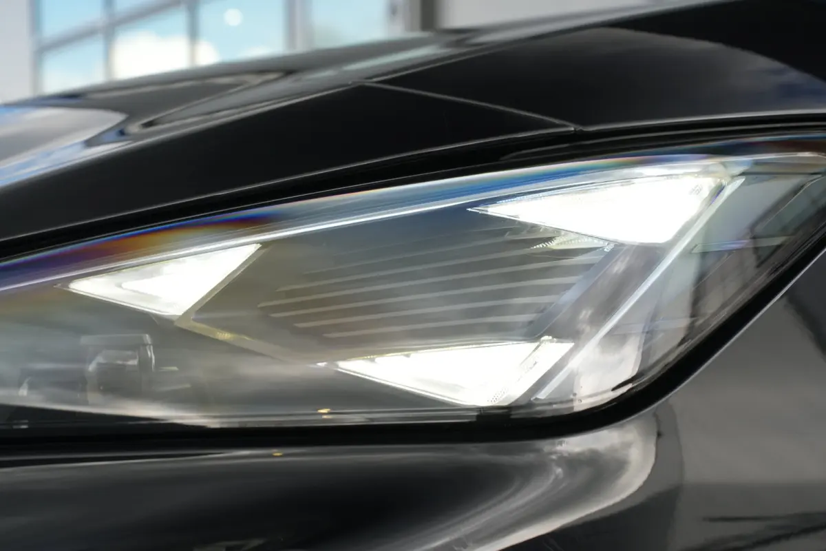 1.5 TSI e-Hybrid 204pk Business | Panoramadak | Sennheiser | Camera | Stuur & Stoelverwarming