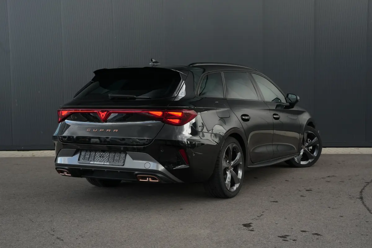 1.5 TSI e-Hybrid 204pk Business | Panoramadak | Sennheiser | Camera | Stuur & Stoelverwarming