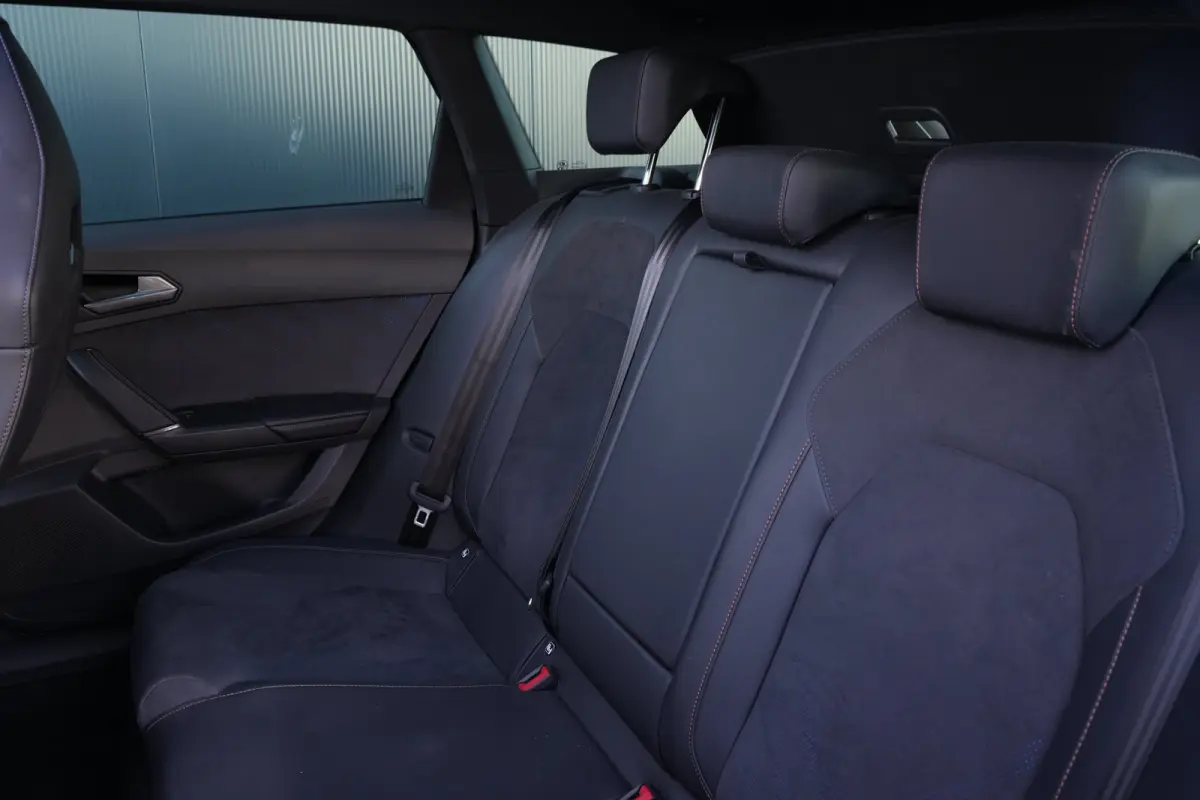 1.5 TSI e-Hybrid 204pk Business | Panoramadak | Sennheiser | Camera | Stoel & Stuurverwarming | 18"