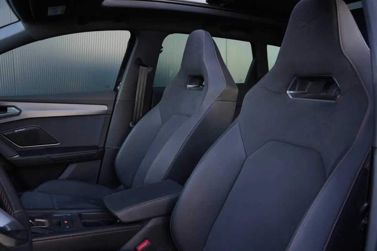 1.5 TSI e-Hybrid 204pk Business | Panoramadak | Sennheiser | Camera | Stoel & Stuurverwarming | 18"