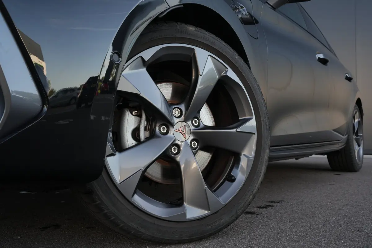 1.5 TSI e-Hybrid 204pk Business | Panoramadak | Sennheiser | Camera | Stoel & Stuurverwarming | 18"
