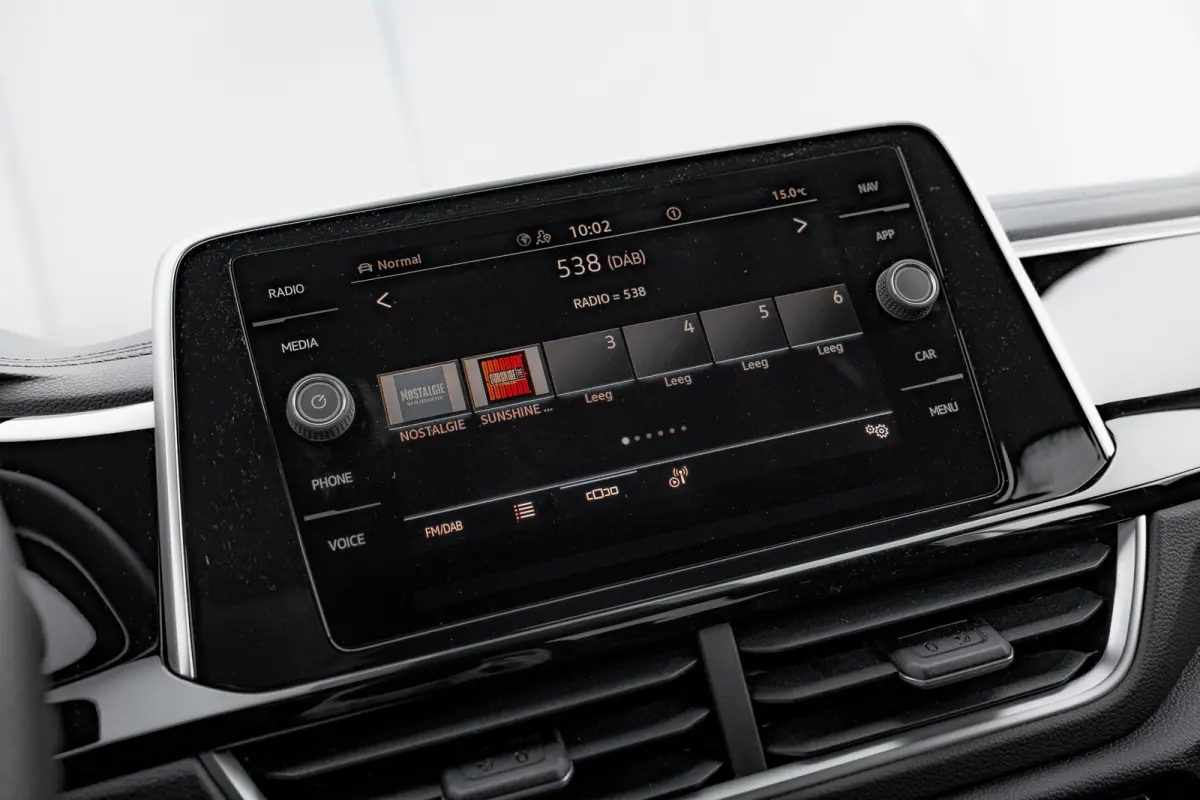 1.5 TSI 150pk 7-DSG R-Line | Trekhaak | Achteruitrijcamera | Carplay | Climate Control | Adaptive Cruise | 17"