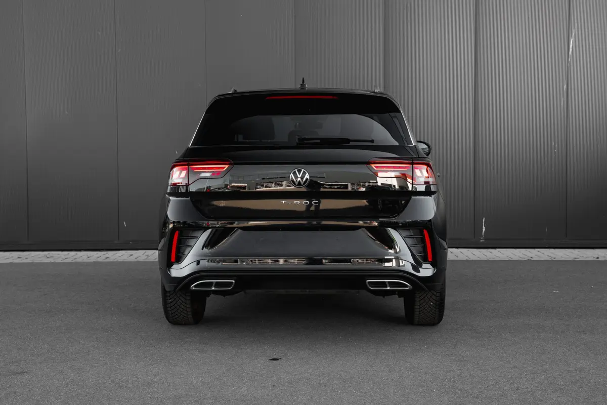 1.5 TSI 150pk 7-DSG R-Line | Trekhaak | Achteruitrijcamera | Carplay | Climate Control | Adaptive Cruise | 17"