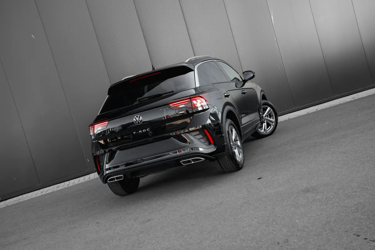 1.5 TSI 150pk 7-DSG R-Line | Trekhaak | Achteruitrijcamera | Carplay | Climate Control | Adaptive Cruise | 17"