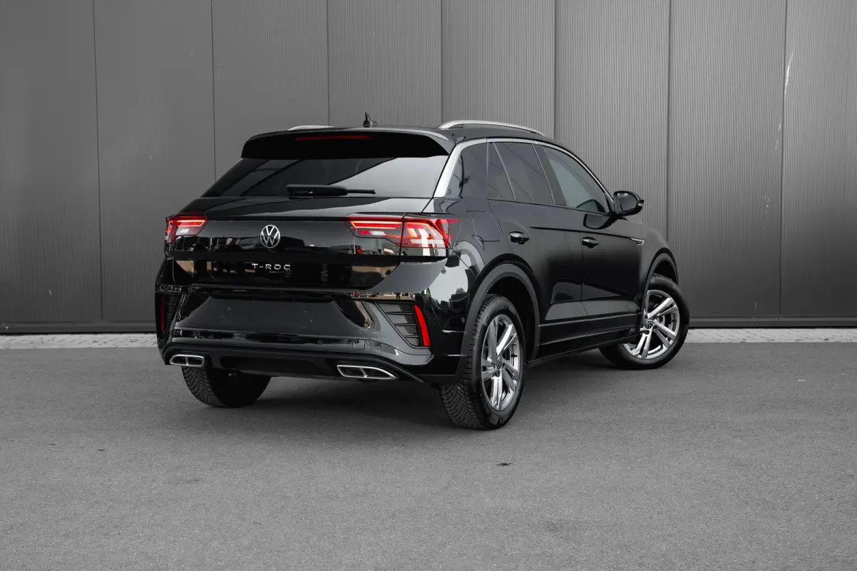 1.5 TSI 150pk 7-DSG R-Line | Trekhaak | Achteruitrijcamera | Carplay | Climate Control | Adaptive Cruise | 17"