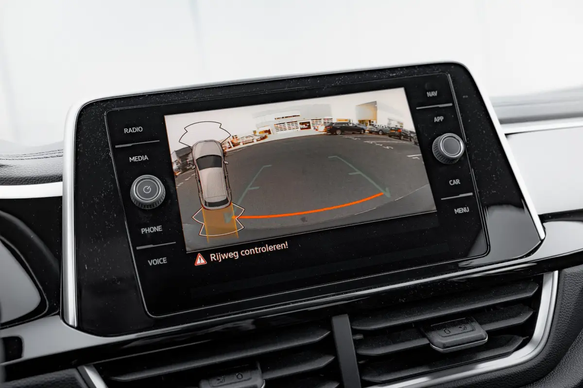 1.5 TSI 150pk 7-DSG R-Line | Trekhaak | Achteruitrijcamera | Carplay | Climate Control | Adaptive Cruise | 17"