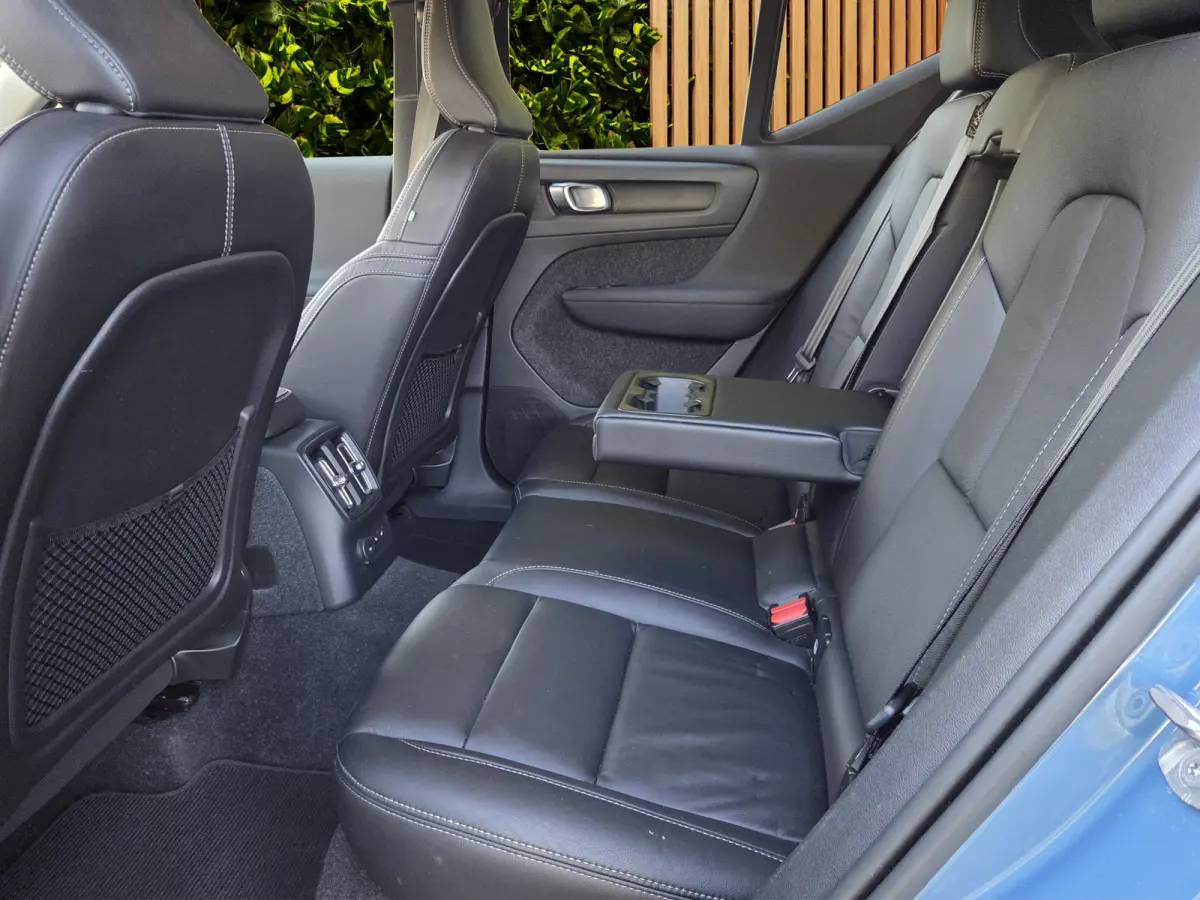 1.5 T4 Plus Dark | Memory | Adaptive Cruise | BLIS | Camera | Stuur/stoelverwarming