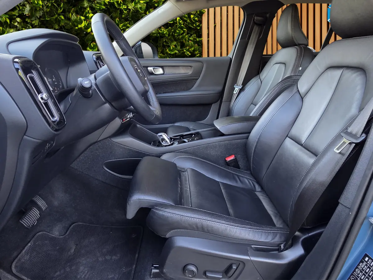 1.5 T4 Plus Dark | Memory | Adaptive Cruise | BLIS | Camera | Stuur/stoelverwarming