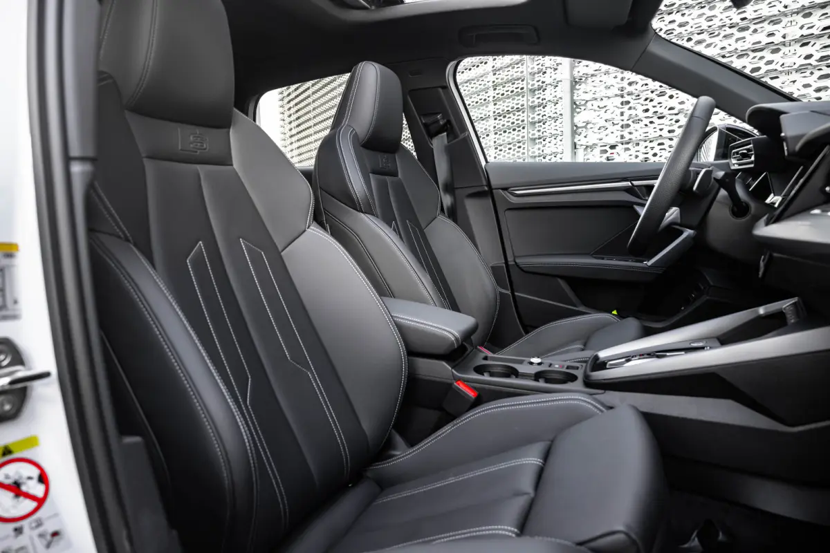 45 TFSI e S edition Competition | Carbon Spoiler | Panoramadak | Stoelverwarming | Achteruitrijcamera |